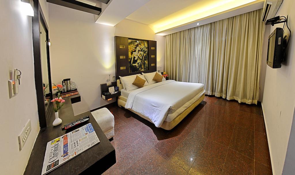 Hotel Gokulam Park Chennai Zewnętrze zdjęcie