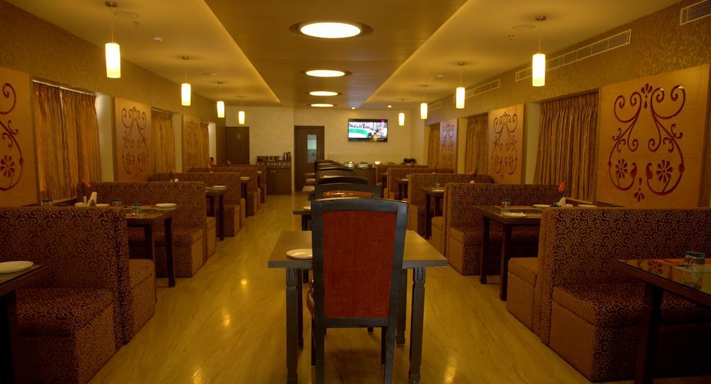 Hotel Gokulam Park Chennai Zewnętrze zdjęcie